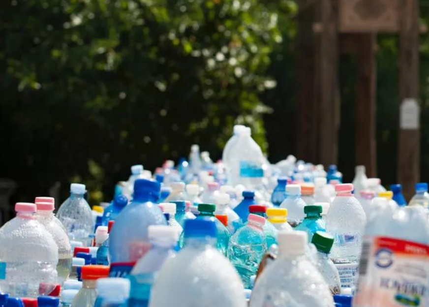 化學中的塑料定義和例子