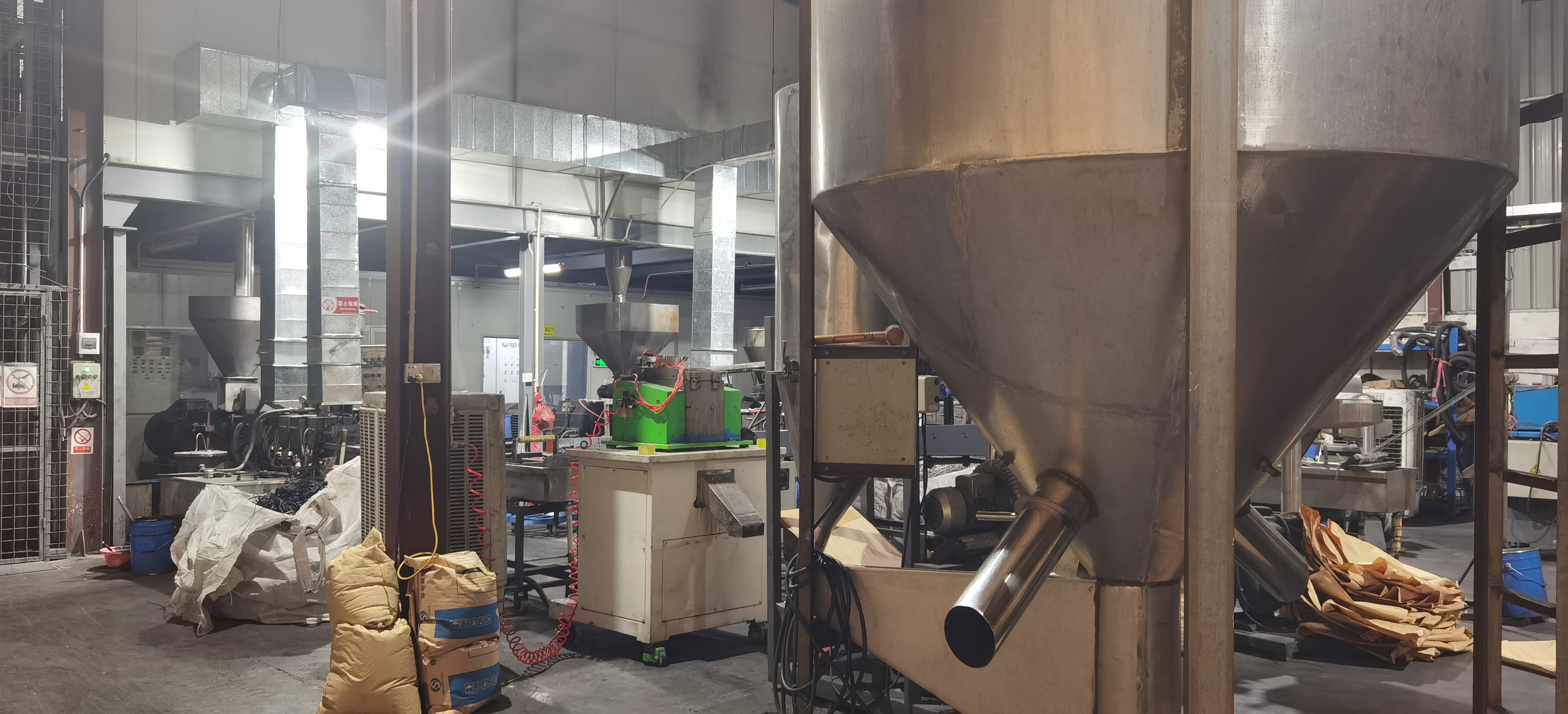 車(chē)間實(shí)拍圖